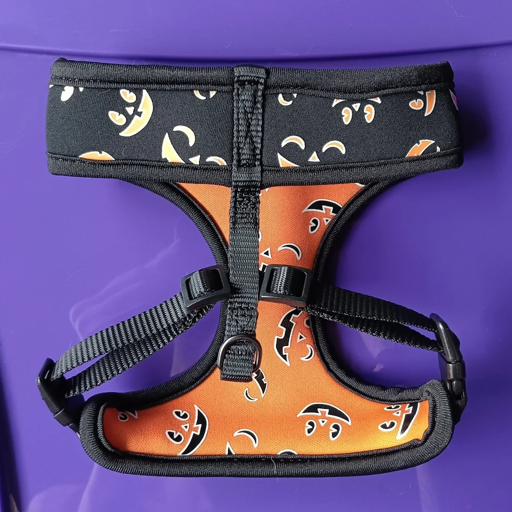 💜🎃 NWOT Glow In Dark Reversible Dog Comfort Harness XXS Halloween Pumpkin